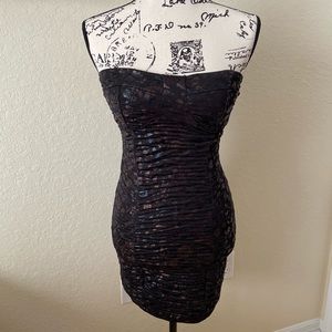 🌸Black metallic leopard print dress.